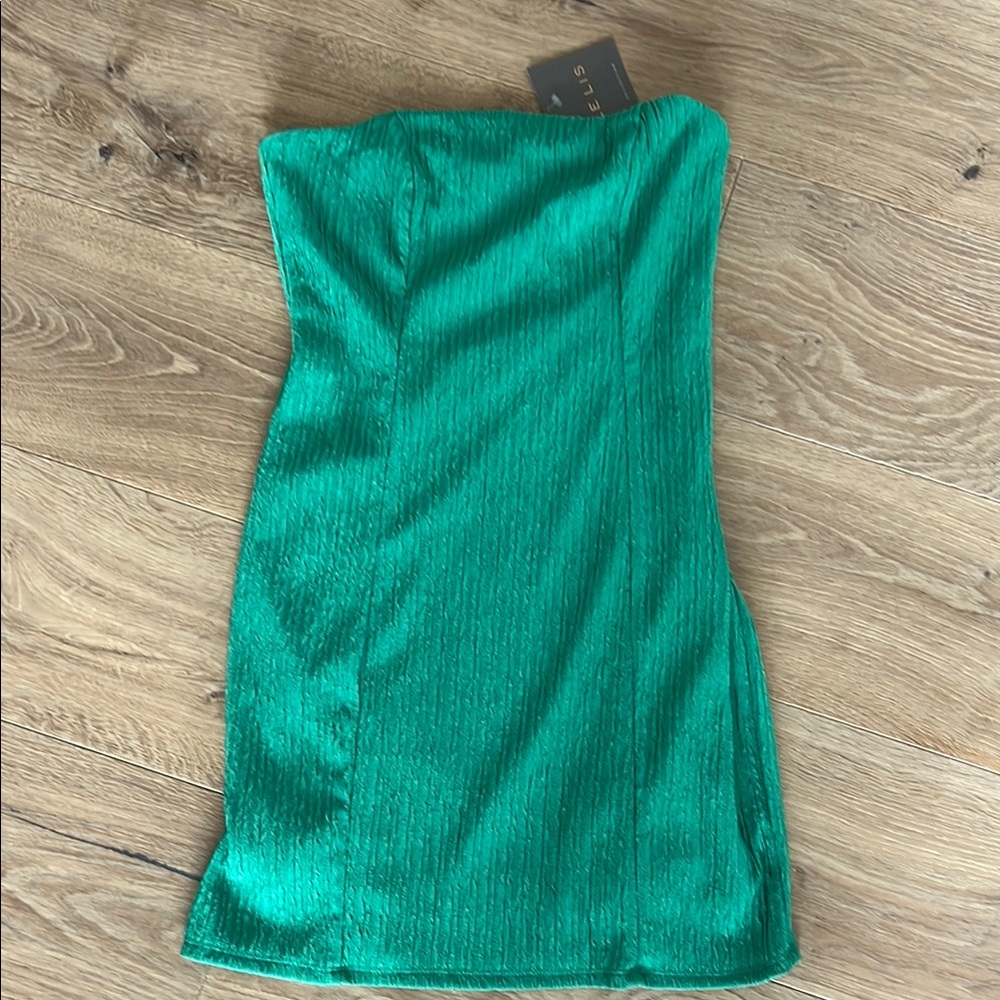 Green Strapless Dress